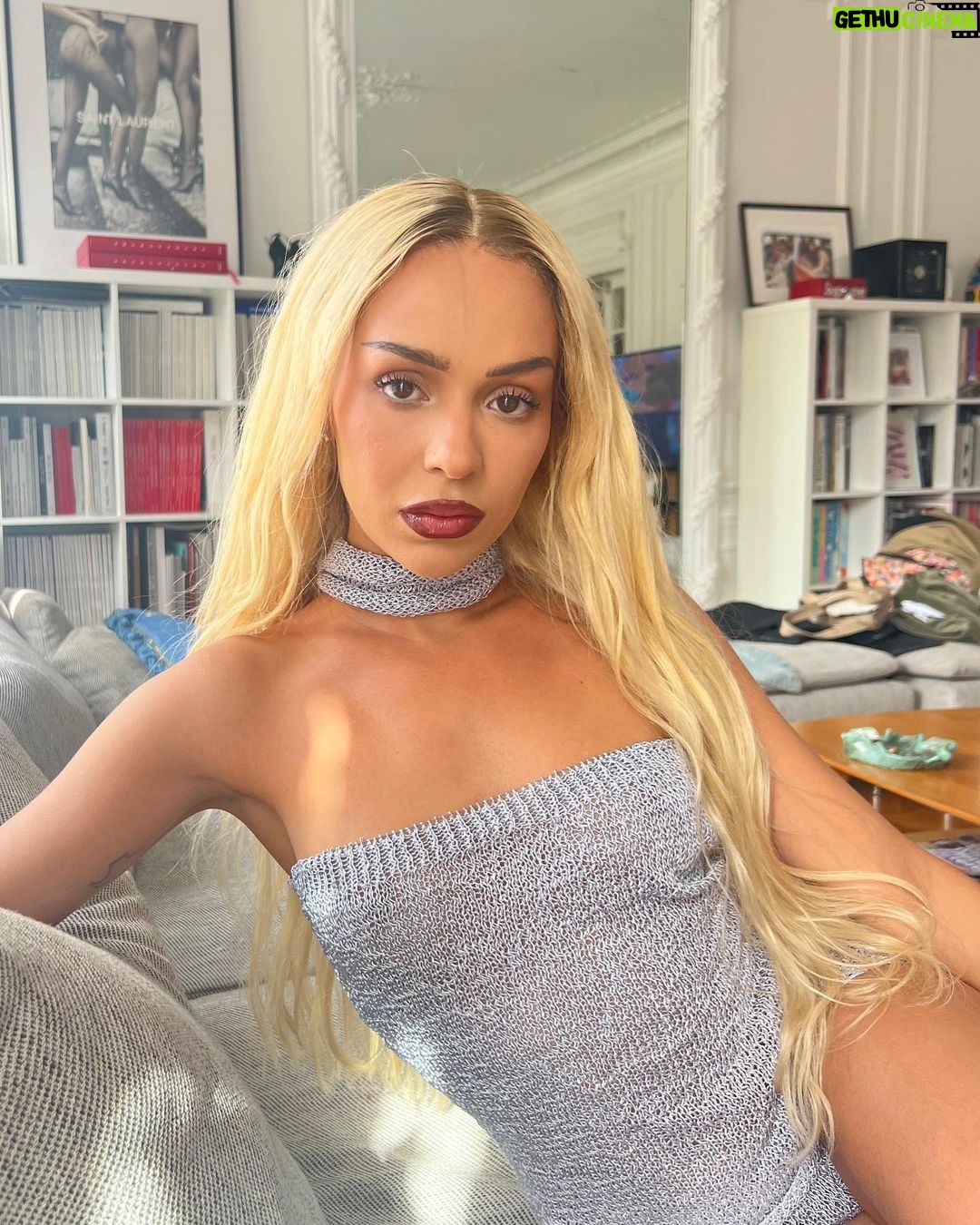 Bad Gyal Instagram - Quieres probarme se te nota Siente la energía cuando to eso te choca❤️🔥