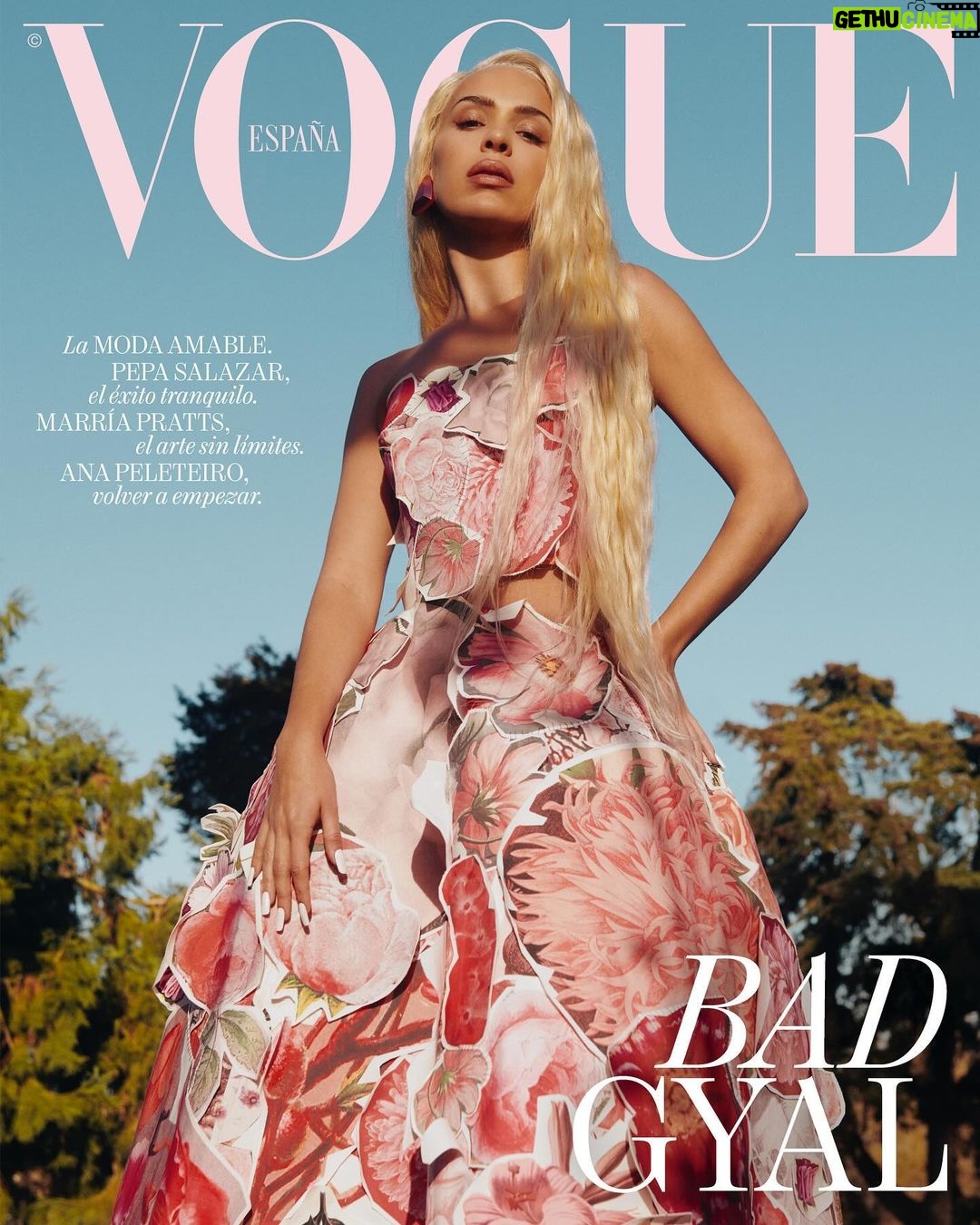 Bad Gyal Instagram - 💕 @voguespain Hay q manifestar lo que deseamos , trabajar duro y alfinal las cosas suceden Esta portada ha sido una señal para mi misma que me ha dejado aún más clara de lo válida que soy y de todo lo que debo quererme y valorarme para seguir tirando palante ✨