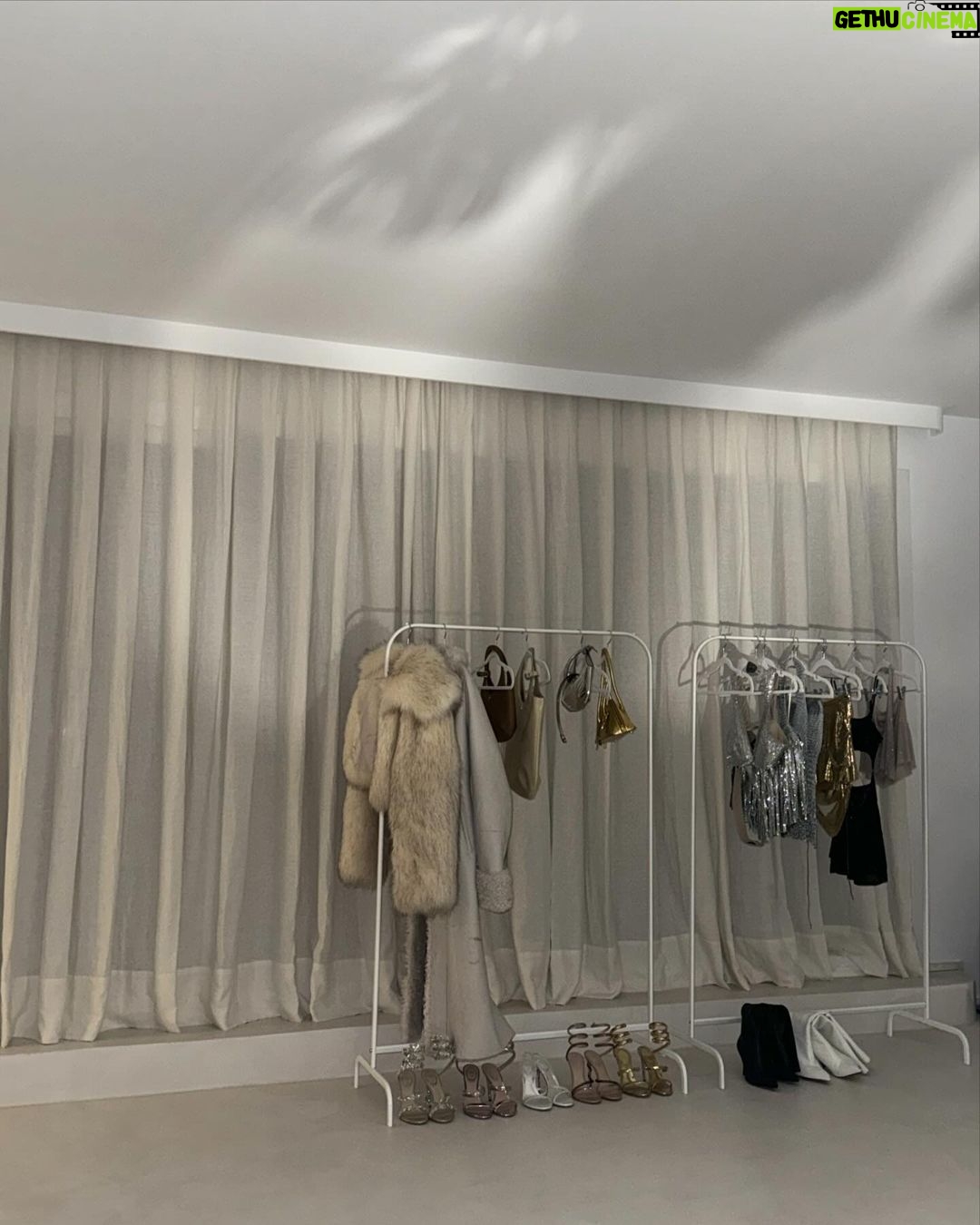 Bad Gyal Instagram - Miami Paris y mi casa <3 Bogota,Colombia