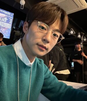 Bae In-hyuk Instagram - 그동안 치얼업과테이아를 사랑해 주셔서 감사합니다!
치얼업 함성 발사!!!
#치얼업 #정우야 #잘가라 #고생했다