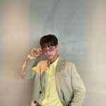 Bae In-hyuk Instagram – 😁
어제 다들 치얼업 1화 재밌게 보셨나요!!!
오늘도 밤 10시 SBS 치얼업🔵
#치얼업 #꼰대 #단장 #바보