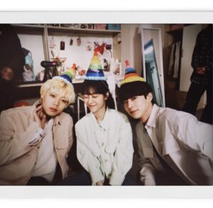 Bae In-hyuk Instagram - 준.소.수👨‍👧‍👦🥳
#멀리서보면푸른봄 
#시끌시끌