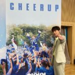 Bae In-hyuk Instagram – 10/3 첫방송🕺
#치얼업
