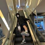 Bae In-hyuk Instagram – 간만에 마실🚶🏻‍♂️
#새신을신고뛰어보자팔짝 
#새옷을입고뛰어보자팔짝