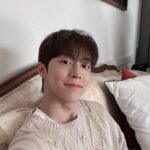 Bae In-hyuk Instagram – 아윽 추워
따뜻하게 입어 들!!