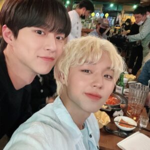 Bae In-hyuk Instagram - 수현이도 잘가..🥺행복하게!!힘내
#멀리서보면푸른봄 #끝
.

그동안 멀리서 보면 푸른 봄을 시청해 주시고 수현이를 응원해 주시고 사랑해 주신 모든 분들께 감사드립니다.

가지마 수현아ㅠㅠ
