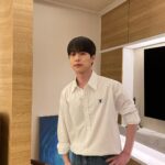 Bae In-hyuk Instagram - 오늘 마지막 😢 #간떨어지는동거