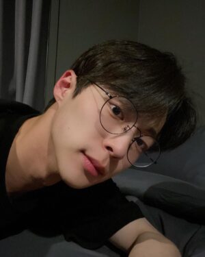 Bae In-hyuk Instagram - 오늘 마지막 😢
#간떨어지는동거
