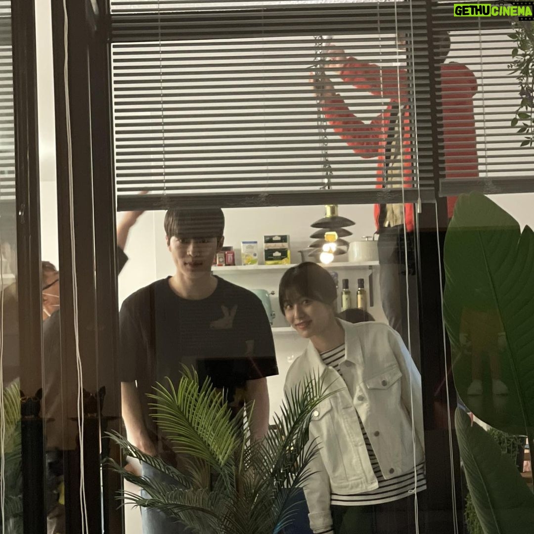 Bae In-hyuk Instagram - 오늘 밤 9시30분 #멀리서보면푸른봄 #본방사수 🌿🌸