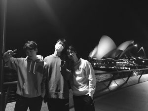 Baekhyun Instagram - 🙊🙈🙉 #SBS #SydneyOperaHouse