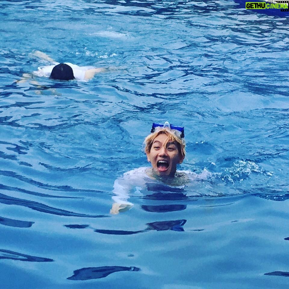 Baekhyun - 1.1 Million Likes - 와악 !!!!!!!!!! #음성지원사진 #찬열죠스 #얼굴이해좀하하 #멍충이표정2
