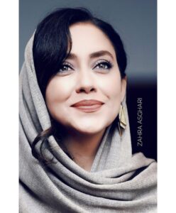 Bahare Kianafshar Instagram - . اکران فیلم #گربه_سیاه بعد از گذشت دو سال از ساخت فیلم با تشکر از تمامی عوامل فیلم، برگزاری مراسم و خبرنگاران و عکاسان عزیز و به امید یک اکران موفق و بی دغدغه 🙄🙏🏼❤️ . باتشکر از @radrou @makeupbysaloume @mimaccessories . #فیلم#اکران_خصوصی #بازیگران_زن #بازیگران . #بهاره_کیان_افشار #سینمایی #سینما #بهار . برای استفاده از زحمات دوستان عزیز و هنرمند عکاسم در دو پست عکسها ارائه میشود.