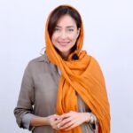 Bahare Kianafshar Instagram - . نوبهار است در آن کوش که خوشدل باشی که بسی گل بدمد باز و تو در گل باشی . من نگویم که کنون با که نشین و چه بنوش که تو خود دانی اگر زیرک و عاقل باشی . یادتون نره قدر روزهای زیبای اردیبهشت و بدونین، دوستتون دارم❣️ . عکس:پیام جان ایرایی🍀 @payameraeeart #بهاره_كيان_افشار #بازیگران #بازیگر #بازیگران_زن #بهار #عکس #عکس_جدید #عکاسی #عکاس #پیام_ایرایی #حافظ #حافظ_شیرازی #شیراز عزیز#اردیبهشت #۱۴۰۰