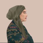 Bahare Kianafshar Instagram - . خیلی اهل تولد بازی نیستم ولی دهم اردیبهشت به هر حال متفاوته و برام وقتی مهم و خواستنی میشه که محبتهای خالصانه و قشنگ شما رو دریافت میکنم وگرنه تو این دو تولد اخیر با این اوصاف بیماری و شرایط بد اقتصادی نمیشه از ته دل شاد بود به هر حال اگر بواسطه روز تولدم اگر فرصت تنها یک ارزو داشته باشم ارزوم سلامتی همه مردم و خلاصی از شر کابوس این ویروس بی رحمه که قطعا تنها بواسطه زدن واکسن اتفاق میفته و واکسن زدن هم بواسطه سرعت عمل افراد مسئول و دلسوز مملکت؛ پس دعا میکنم که هر چه زودتر این ممکن فراهم شه🙏🏼 . در کنار پیامهای زیبا و استوری و پستهای پر از ذوق و خلاقیت و قشنگ تون که بخش دلچسبش از طرف هوادارای عزیزم با یه عالمه هنرمندی بود چند تا هدیه عالی هم دریافت کردم که اولیش این بود که روز تولدم مادربزرگ عزیزم واکسن زد😍 دومیش سه اصله نهالی که به نام من کاشته شد و تقدیم به زمین عزیز🍀 این فرهنگ هدیه یکی از دلچسب ترین اتفاقات ممکنه👌🏼 و یکی دیگه اش این که بخشی از طرفدارای نازنینم با جمع اوری مبالغ دلخواهشون و کمک اون به خیریه بهنام دهشپور جهت حمایت بیماران بی بضاعت مبتلا به سرطان منو از ته دل شاد کردن و نمیتونم براتون خوشحالی و حس شوق و شعفم و توصیف کنم و فقط میتونم بگم عاشقتونم❤️🌹 همیشه نقطه های هرچند کوچک اما نورانی مهربانی در زندگی نمیذاره امید گم بشه... و ما تنها با امید زنده ایم و بس👌🏼 . @behnamcharity @maryam.damavandi.md @asalmoj73 ‏@baharekianafshar_zynab ‏@bahare_harir ‏@baharekianafshar_ava ‏@baharekianafshar.sara ‏@baharekianafshar_setayesh ‏@Baharehkianafshar_mohadeseh ‏@_baharekianafshar_baran ‏@Bahare_fantastic ‏@bahare__negin ‏@baharekianafshar_nazgol ‏@bahare_fnp ‏@baharekianafshar_behnam ‏@pardis_pourabedini_mobina ‏@baharekianafshar.cute ‏@baharekianafshar_hadis ‏@baharekianafshar.kiana ‏@baharekianafshar__bahare ‏@bahareh.kianafshar.62 ‏@baharekianafshar._.zariii ‏@bahare_leman ‏@baharekianafshar.hossein ‏@baharekianafshar._.ghazal ‏@baharekianafshar__sara ‏@baharekianafshar.aida ‏@baharekianafshar___mahla5 ‏@baharekianafshar_fan_a ‏@bahare_k.a_mahdi ‏@Baharekianafshar_parsa ‏@baharekianafshar_negar_ ‏@baharekianafshar.houmanseyedi ‏@mj_che78 ‏@fan_baharekianafshar ‏@baharekianafshar_narrges