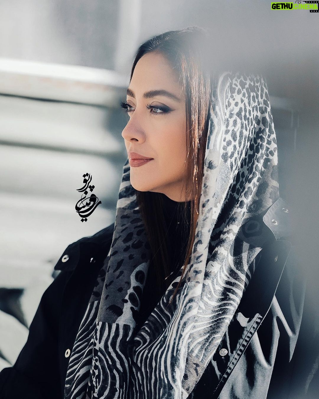 Bahare Kianafshar - 152K Likes - .
دوستتون دارم😊🍀
.
عکس :رومینا پرتو
@rominaparto 🙏🏼❤️
.
Makeup by @makeupbysaloume 💗
.
.
.
#iranianartist #iranian #actress
#عکس#جدید#بهاره_کیان_افشار #اسفند