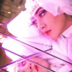 Bahare Kianafshar Instagram - . شاید باور غریب ما از مرگ ما را از خودمان هم فرسنگها دور کند شاید ما مردگانیم و تنها تصور ادامه زندگی قبل هنوز با ماست...شاید سنگینی گناهان ماست که به ما اجازه کوچ آرام و سبک نمیدهد، برای سفری بهتر پاک تر، ازاده تر و رها تر زندگی کنیم.... . @movieweightlessness @mehdifardghaderi @amirhaghbarr . #بی_وزنی #امیرحقبر #بهاره_كيان_افشار