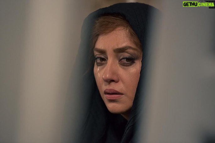 Bahare Kianafshar Instagram - . دختری که کسی منتظرش نبود . #پسرکشی @pesarkoshi.movie کارگردان دکتر هادی کریمی . #اکران انلاین @namava_ir @filimocom لطفا قانونی ببینید و اگر خوشتون اومد به دیگران توصیه کنین🙏🏻😍 . عکسها: مریم پاینده @maryampayande1