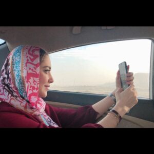 Bahare Kianafshar Instagram - .
دیماه ۱۳۹۷
.
من بجز ماه باشکوه اردیبهشت😍
ماه مورد علاقه ام اسفنده
 و روز هفته محبوبم پنج شنبه 
و عددهای دوست داشتنی ام ۴و ۸،
شما چطور؟؟
.
.
#قشم#جزیره_ناز #خلیج_فارس #ایرانگردی #ایران دلم برای دیدن دوباره جنوب ایران لک زده🥺قشم هرمز چابهار کیش بوشهر شادگان... کلا جنوب ایران دیگه❤️
.
موبایلم کلا قاط زده یک کار دیگه انجام میدادم ولی یهو پستم پاک شد🙄🥴😔