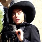 Bahare Kianafshar Instagram - . فیلم شیرین ساخته مرحوم عباس کیارستمی در سال ۱۳۸۷ برای من تجربه حضور در یک اثر #سینمایی بود... ولی اولین تجربه جدی بازیگری ام در یک فیلم سینمایی سال ۹۱ در فیلم دوست داشتنی گناهگاران به کارگردانی فرامرز قریبیان عزیز بود و بلافاصله فیلم محبوبم هیچ کجا هیچکس (کارگردان ابراهیم شیبانی)و دو سال بعد سال ۹۴ در فیلمهای عین شین قاف (کارگردان قاسم جعفری)و طول موج(کارگردان فرامرز شهبازیان) که متاسفانه اکران نشدن... خوشحال میشم اگه سه فیلم اول و دیدین بدون قیاس با همدیگه نظرتون و بخونم...🙏🏻❤️ . . . #نظرسنجی #بازیگری #فیلم#ایرانی #بهاره_کیان_افشار #iranianactress #iranianmovie #thesinner #nobodynowhere #love#shirin