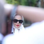 Bahare Rahnama Instagram - @alirezaahmadi56 به نظرم وقتی سالهاست یک عکاسی میشناستت روزای عاشق و فارغت رو دیده،بچگیا و بزرگ شدن هات و دردهات و شادیهات رو ... مجموعه ای که از اون عکسا میبینی خیلی خود خودته خودت فارغ از همه قضاوت ها... ممنونم علیرضا رفیق سالهای دور... #عکاسی#مجموعه#شناخت#زنانگی#بلزیگری#شاعرانگی#اردیبهشت