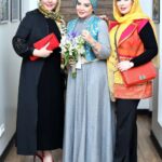 Bahare Rahnama Instagram - عکس های افتتاحیه فیلم سینمایی "عطر آخر اردیبهشت"در پردیس سینمایی چهارسو ... اکران محدود در سینماهای گروه هنر و تجربه سراسر کشور اما هشتگ ها: #سینما #اکران #سینمای_ایران #فیلم #فیلم_سینمایی #زنان #خیانت #عشق#خاطرات #خشونت_زنان_علیه_زنان #سینمای_مستقل #هنر_و_تجربه#بهاره_رهنما #کارگردانی#بازیگری
