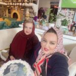 Bahare Rahnama Instagram - روز مادر بر همه مادران سرزمینم مبارک باد ... #الگوی _زن_باران💜 شکوفه یاحید#پروین_قائم_مقامی#بهاره_رهنما#بهانه_رهنما #پریا_قاسمخانی پی نوشت:به گمان من نسل محبت از زنان و دختران امتداد می‌یابد! سفارش مامان گلم اگر به بیست سالگی برمیگشت رو گوش بدین؛) تولد بانوی دو عالم بی بی فاطمه زهرا س و روز مادر مبارک باد... #روز_مادر