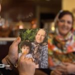 Bahare Rahnama Instagram - این هفته منتظر یکی از جذاب ترین قسمت های آفرود مزه ها باشید با مامان نرگس. آفرود مزه ها هر پنج شنبه از صفحه یوتیوب و آپارات بهاره رهنما پخش میشود. #بهاره_رهنما #آشپزی #بانوان