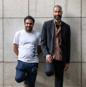 Bahram Afshari Instagram - علی جان خوشحالم بعداز یک سال تلاش و صبر تونستی فیلمت رو بسازی...خسته نباشید به تو و عوامل دوست داشتنیِ فیلم (صحنه زنی)

.
مهتاب کرامتی، بهرام افشاری، پیام احمدی‌نیا، لیندا کیانی، محمد نادری، فرزانه سهیلی و مجید صالحی به همراه امید روحانی، سیامک ادیب ٫نجلا نظریان و آتش تقی‌پور بازیگران این فیلم هستند.
.

عکاس:اردلان ازرمی