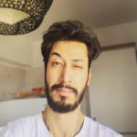 Bahram Afshari Instagram – چه بسیار گفتن ها و چه بسیار سوت کشیدن ها 
گوش و میگم🥴😉
از عجایب قرنطینه🤣
من هم دلتنگِ شما عزیزانم 😘😘💙❤️🙏
مواظب خودتون باشین