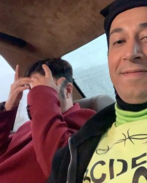 Bahram Afshari Instagram - رحمت عالیه و‌ترکوند 😂😂
شاد باشین 
سال نوتون مبارک😍😘