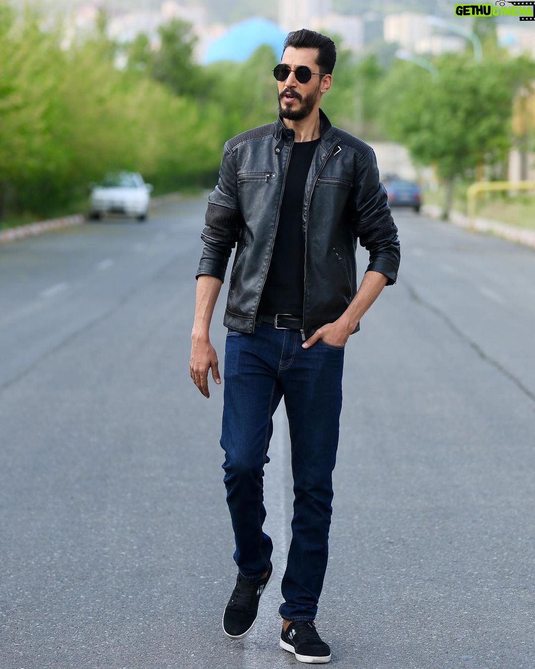 Bahram Afshari Instagram - #بهرام_افشاری عکس :معین باقری