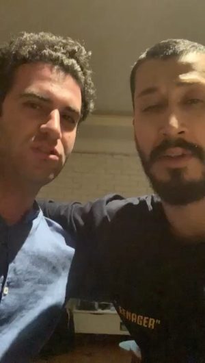 Bahram Afshari Instagram - تو که شعر و حفظ نیستی خواهشا نخون🤣🤣

این فیلم و ۳ سال پیش گرفتم ازت که ۳ سال بعدش بگم هوتن ،رفیق ،بچه پررو دوست داشتنی تولدت مبارک باشه 😍😘💙

#هوتن_شکیبا #بهرام_افشاری