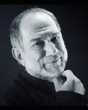 Bahram Afshari Instagram - .
آتيلاى عزيزم ممنون ازت به خاطرِ همه خوبيهات ..

دير يا زود دور هم جمع ميشيم 🖤🖤🖤