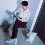 Bai Jingting Instagram - Thank you for the present. I was so excited and can't wait to put it in my new home. @danielarsham