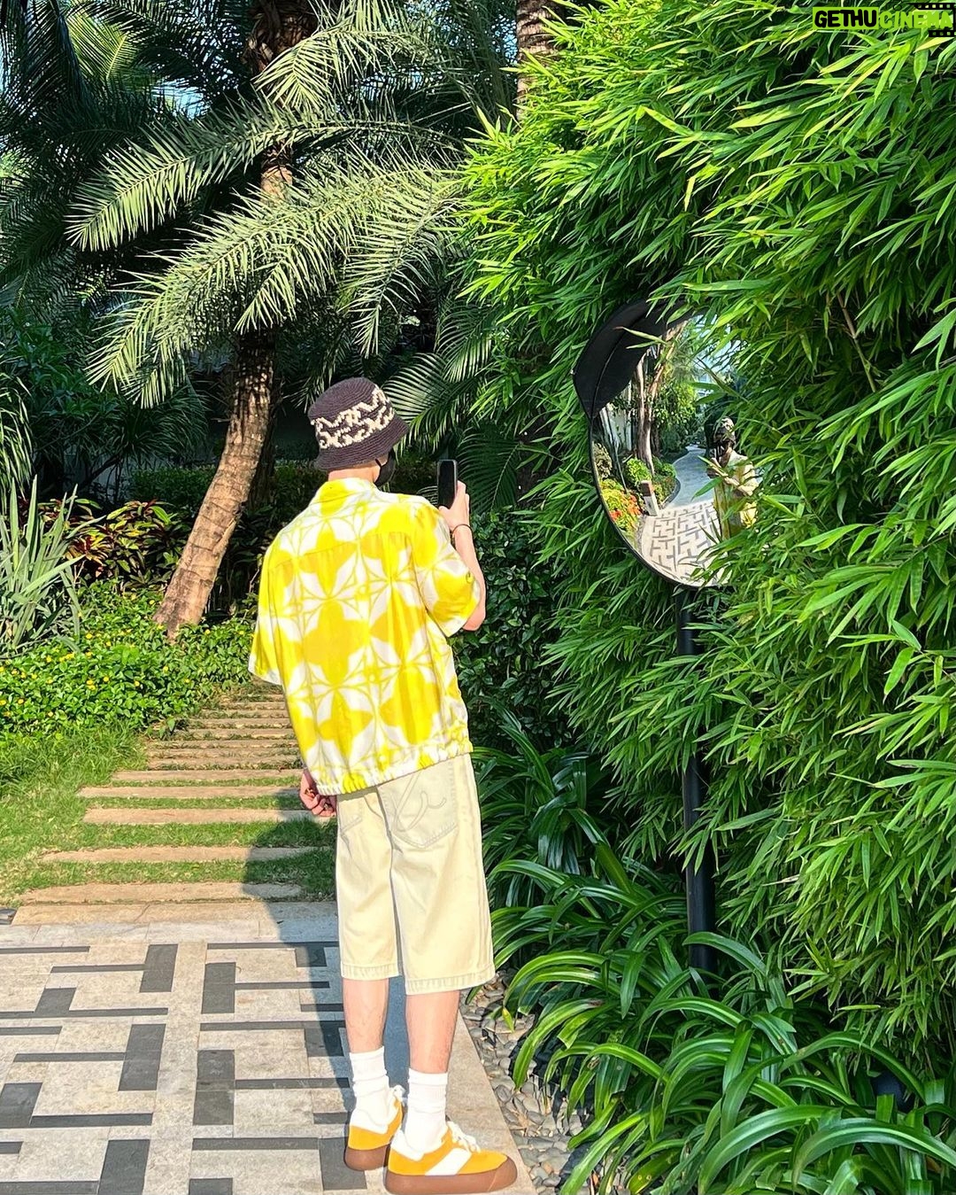 Bai Jingting - 170.2K Likes - 🌴