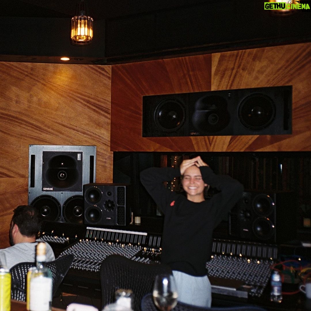 Bailee Madison Instagram - #kindafun is officially out everywhere š¤ This song was born out of such loveā¦my boyfriend and I, in our home, having conversations about where I am today and a reflection of what Iāve been through, and giving myself the freedom/permission to finally say yes to a dream Iāve had since I was a baby Bailee. This song was genuinely created for myself only at the time, so it means so much to me that this introduction is in the hands of you now. Thank you to my love @newhopeblake for producing the hell out of this song, and for writing lyrics with me that wrapped my heart up in a big healing hug. I love you, cherish this deeply for us both, and think you are brilliant and Iām so so grateful we can do this together. Thank you to the group of humans that surrounded me with such love and captured the visuals for this world so beautifully with their talents, @cibellelevi š¤ @scottkinghair š¤ @elkin @britelkin š¤ and @kendalfedail š¤ @nails_of_la š¤ Thank you to @papakjonas and my team at #jonasgroupent for believing in this project š¤ Okay!! Itās yours (ahhhhh!) download, stream, tik tok away, Iāll be eagerly watching and equally grateful!!! Hereās to the beginning⦠cause.. the only solution is self evolution š¤ B