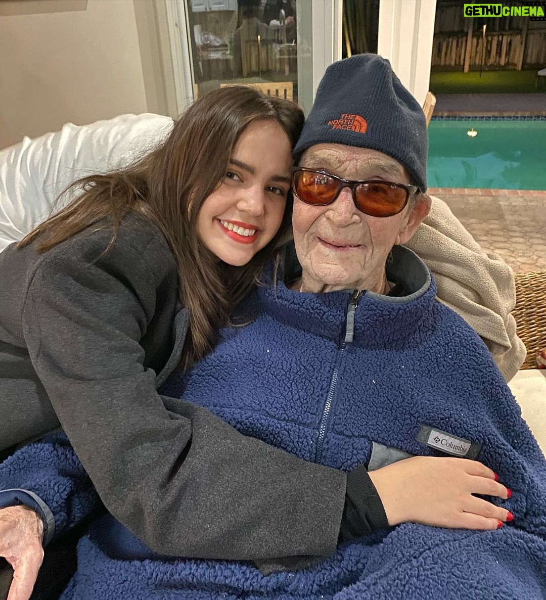 Bailee Madison Instagram - Grandpapa 🤍🤍 Monday October 23rd my grandpapa passed away… a few hours after I landed back in LA after flying to FL where I was able to give him another hug. To say I’m grateful for the moment to see him would be an understatement. Grandpapa was a man full of love and light, who demanded to be loved and to love, who found the joys of family, falling in love, and making memories, the most important. His heart beamed through him always. I will miss him dearly, and as much as I wish he could be by my side through the next big phases of life as I grow older, I do know I will carry him with me and feel him in my heart always. 98 years of life and love. And now, he has returned to my grandma, the love of his life. Raising a glass of wine to you Grandpapa. I love you with all my heart.