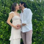 Bailee Madison Instagram - Hiii guys! It’s been an eventful 2 weeks on the family front, and so I’m coming to you asking for prayers and love to be sent @kaitlinvilasuso & @jordivilasuso ‘s way! My sister is expecting her 3rd baby, the journey getting here has been filled with faith and heartbreak along the way, however we are here, and this sweet baby girl already has our hearts and our family is so excited to wrap this new bundle of sweetness in our love… however, there’s some big steps that have to be taken to make this happen. My sister is going in for surgery today to try to give her body a little support to be able to carry this sweet little girl. She wrote so beautifully in her last post, and so I will direct you to that for all of the info (and feelings) But for now just want to say thank you for the love, and messages and prayers. 🤍🤍🤍🤍