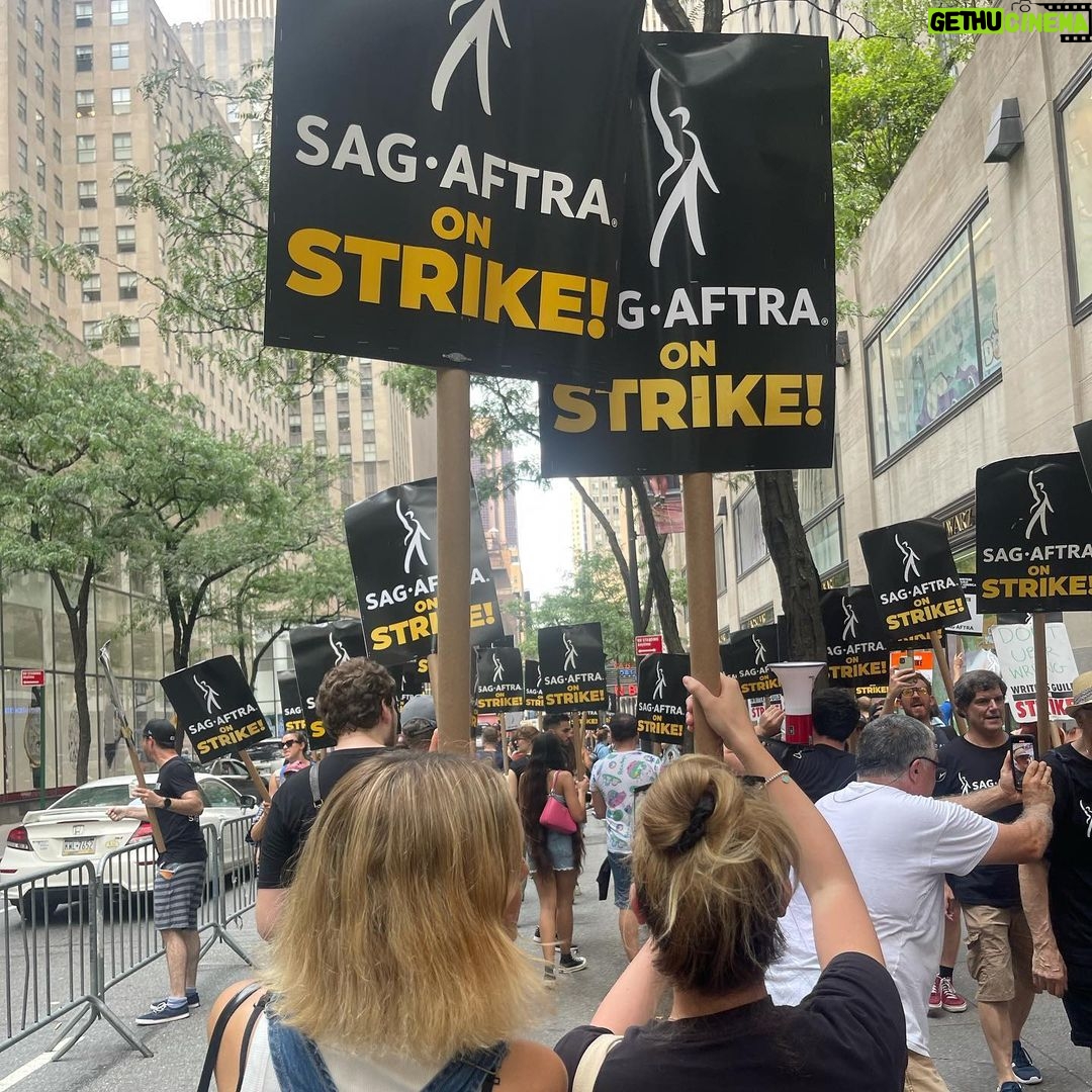 Bailee Madison Instagram - Beyond proud and filled with appreciation to stand in solidarity with the WGA and #sagaftra , and to be a witness to all of the unions standing firm, strong and UNITED. This truly is a moment in history, and is simply a choice of right or wrong. What our unions are asking for couldn’t be more fair or reasonable, and we are at a pivotal moment where the safety of humanity is being threatened. I love what I do with every ounce of me. I started when I was 3 years old, and got my sag card in 2006… Nothing is more magical or special than being a witness to hundreds of humans, sharing their talents, their hearts, their time, their passion and their belief all for the sake of creating art for people to sit down, escape and enjoy. It takes a village to bring something to life and to your screen, and there are so many incredible and gifted people behind the camera that the audience doesn’t get to see. It’s not just a hobby, or for fun… it is our life and our breath and our everything. And as we walked the streets of NYC, the energy was palpable showcasing just that. Making movies and making shows is all I’ve ever known, and my entire heart is ever beating for this industry, and everyone a part of it. I’ll be on the picket line 🤍 #wgastrong #sagaftrastrong