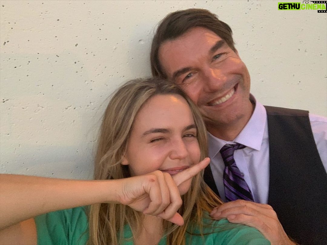 Bailee Madison Instagram - Spoiler alert: @mrjerryoc is right… we get INTO it. #PlayDead is streaming now on @tubi and your reactions have been everythingggg! Hope you love our wildly intense, FUN & batshit game of 🐱 & 🐁 !! We truly had the best time making it. #JerryFanForLife