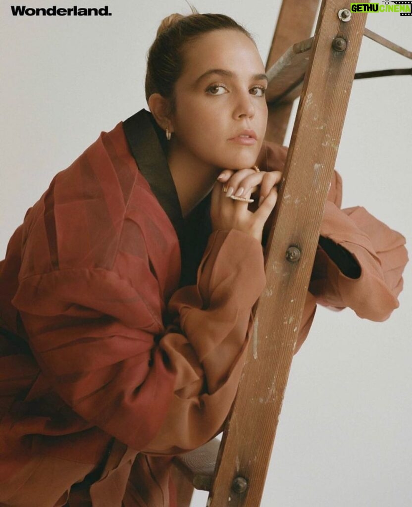 Bailee Madison Instagram - @wonderland much love ❤️ Thank you for the wonderful conversation, and such a special shoot. F/W 2022 issue Photography by @caraxco Fashion by @abbyyqi Words by @thesandakin Makeup by @harleymakeup59800 Hair by @sebastianscolarici Production Director @morganemillot Photography Assistant @joshaldecoa