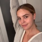Bailee Madison Instagram - Spend a self-care day with me and @PanOxyl! #AD What do you do to practice self-care? For me, it has to be taking care of my skin and spending time with my friends and family. If your skin needs some TLC, I highly recommend checking out @PanOxyl’s products at any major retailer. They’re the perfect solution for anyone dealing with acne! My personal favs are their Acne Foaming Wash and Overnight Spot Patches. Definitely my two favorite products to help boost my confidence and help eliminate blemishes. Grab @PanOxyl today and give your skin some well-deserved love! #PanOxyl #MyPanOxylJourney