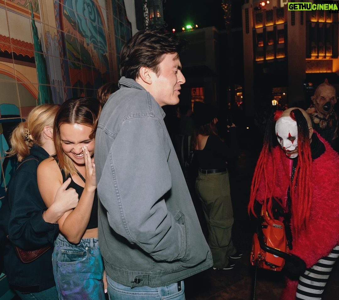 Bailee Madison Instagram - ‘Twas a bloody good time…. Frightening and amazing all at once (as always!!) Thank you @HorrorNights #UniversalHHN for having us! 🔪❤️ (ps. Getting chased through a theme park is real fun with this crew.. love u guys)