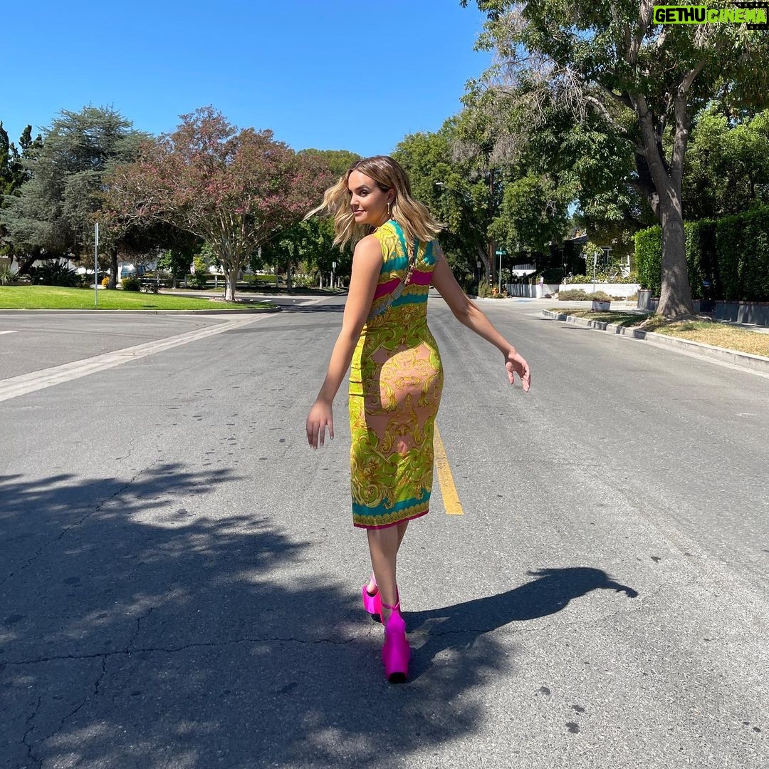 Bailee Madison Instagram - Final 3 episodes of Season One of @prettylittleliars premieres at midnight PST on @hbomax 💕 a press day to celebrate, and a heart filled with so much gratitude. It’s 🅰️lmost time!!