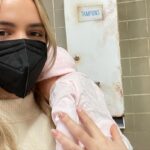 Bailee Madison Instagram - @prettylittleliars Original Sin, EPISODES 6 & 7 are stre🅰️ming NOW on @hbomax !! To celebrate here’s a chaotic photo dump, filled with some #Tabogen gems from our trip to Rosewood ( @chandlerlkinney hi ily) These episodes are so hauntingly beautiful… our cast continues to leave me breathless, and the work of our crew shines so so bright. We can’t wait to press play and live tweet with you tonight at 6pm PT/ 9pm ET ❤️❤️ We love you!! Xxxx