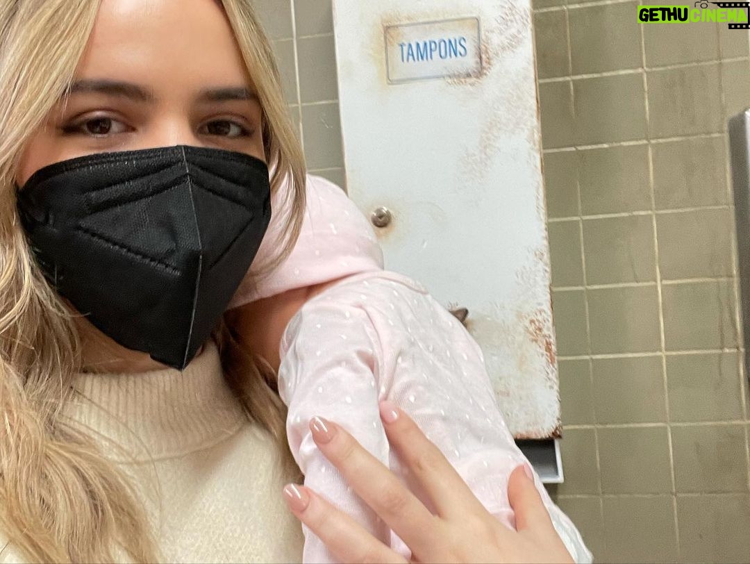Bailee Madison Instagram - @prettylittleliars Original Sin, EPISODES 6 & 7 are streš
°ļøming NOW on @hbomax !! To celebrate hereās a chaotic photo dump, filled with some #Tabogen gems from our trip to Rosewood ( @chandlerlkinney hi ily) These episodes are so hauntingly beautiful⦠our cast continues to leave me breathless, and the work of our crew shines so so bright. We canāt wait to press play and live tweet with you tonight at 6pm PT/ 9pm ET ā¤ļøā¤ļø We love you!! Xxxx