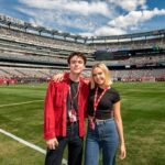 Bailee Madison Instagram - United! United! Uniteddd! ❤️ Thank you @manchesterunited for having us!! An honor getting to watch the boys train, and what a win at MetLife Stadium! Thank you to the players, and the entire @manchesterunited team for your warmth and gracious welcome. Have a healthy, safe and successful season! X B&B