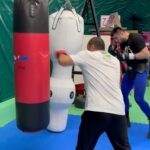 Bakhodir Jalolov Instagram - Работа на мешках..!🥊🥊🥊🇺🇿🇺🇿🇺🇿 @boxinguzbekistan_official @bakhodirdjalolov 武夷山風景區