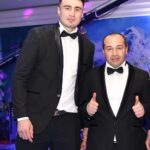 Bakhodir Jalolov Instagram - Happy birthday my coach @tulkin_kilichev Baxtimizga sog’ bo’ling! Alloh umriyizga rizqiyizga baraka bersin! 🤲🏻☝🏻
