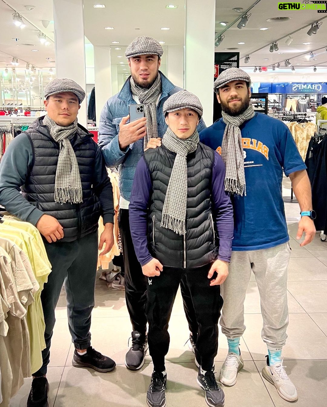 Bakhodir Jalolov Instagram - Gentleman’s 😎 Indio, California